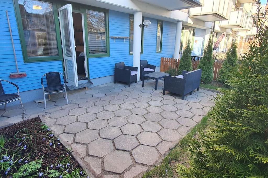 Apartment With Garden Near Metro! Estocolmo Exterior foto