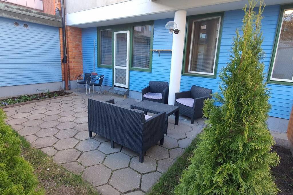 Apartment With Garden Near Metro! Estocolmo Exterior foto